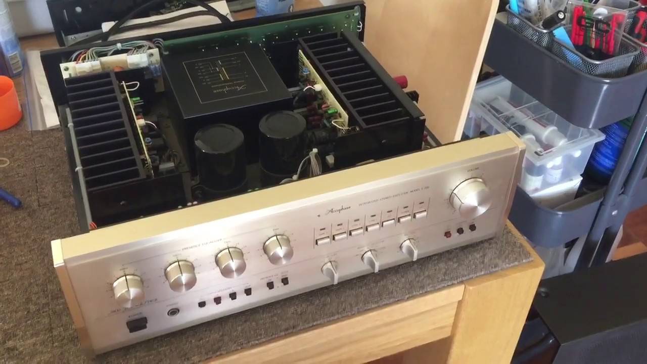 Accuphase E-206