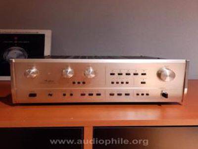 Accuphase E-301