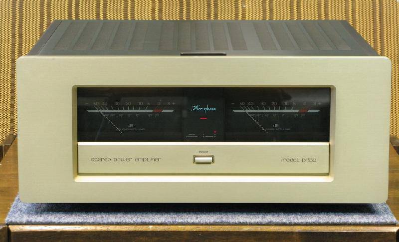 Accuphase P-550