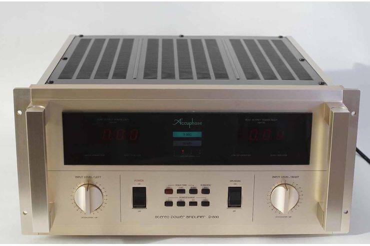 Accuphase P-600