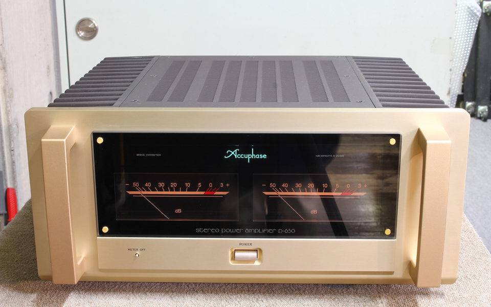Accuphase P-650