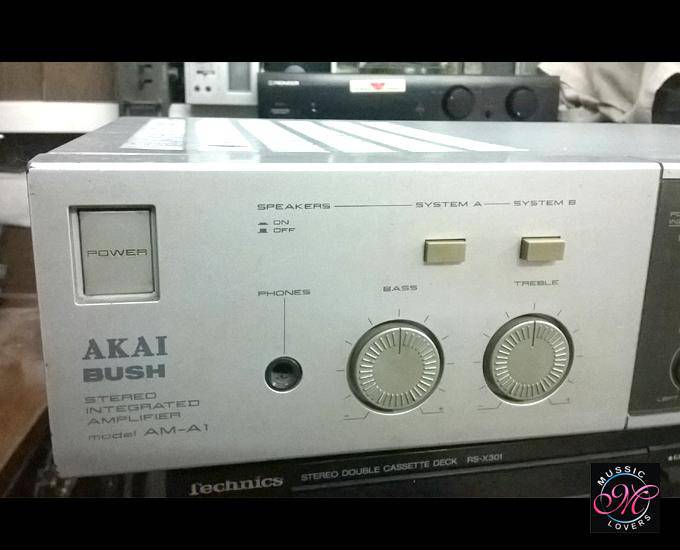 Akai AM-A1
