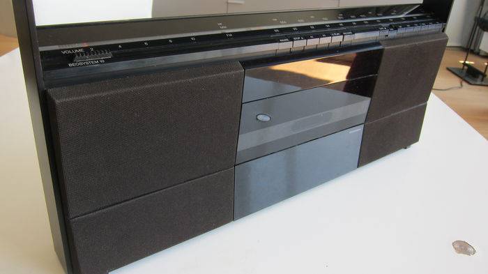 Bang and Olufsen Beosystem 10