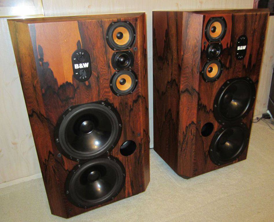 Bowers and Wilkins 808