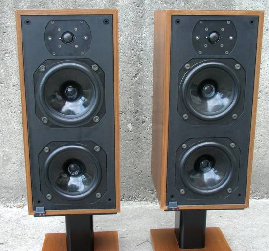 Bowers and Wilkins DM14