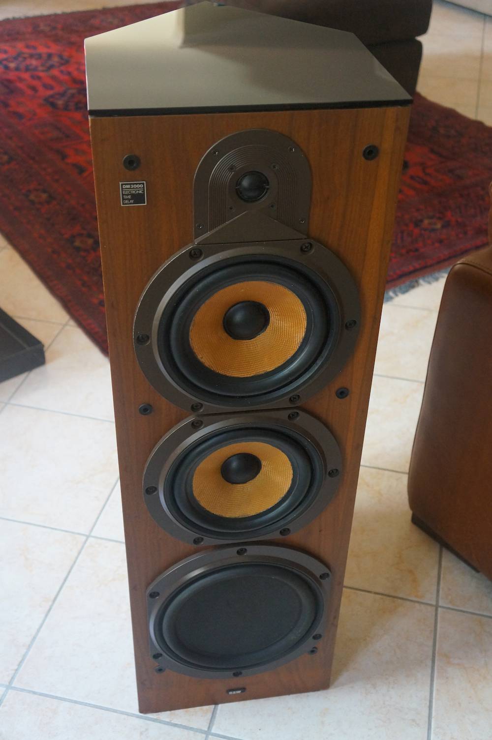 Bowers and Wilkins DM3000