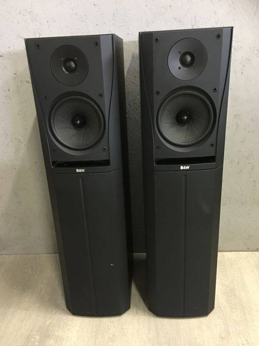 Bowers and Wilkins DM305