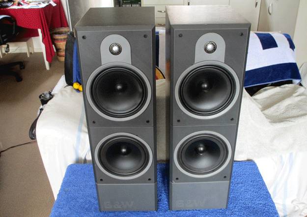 Bowers and Wilkins DM620