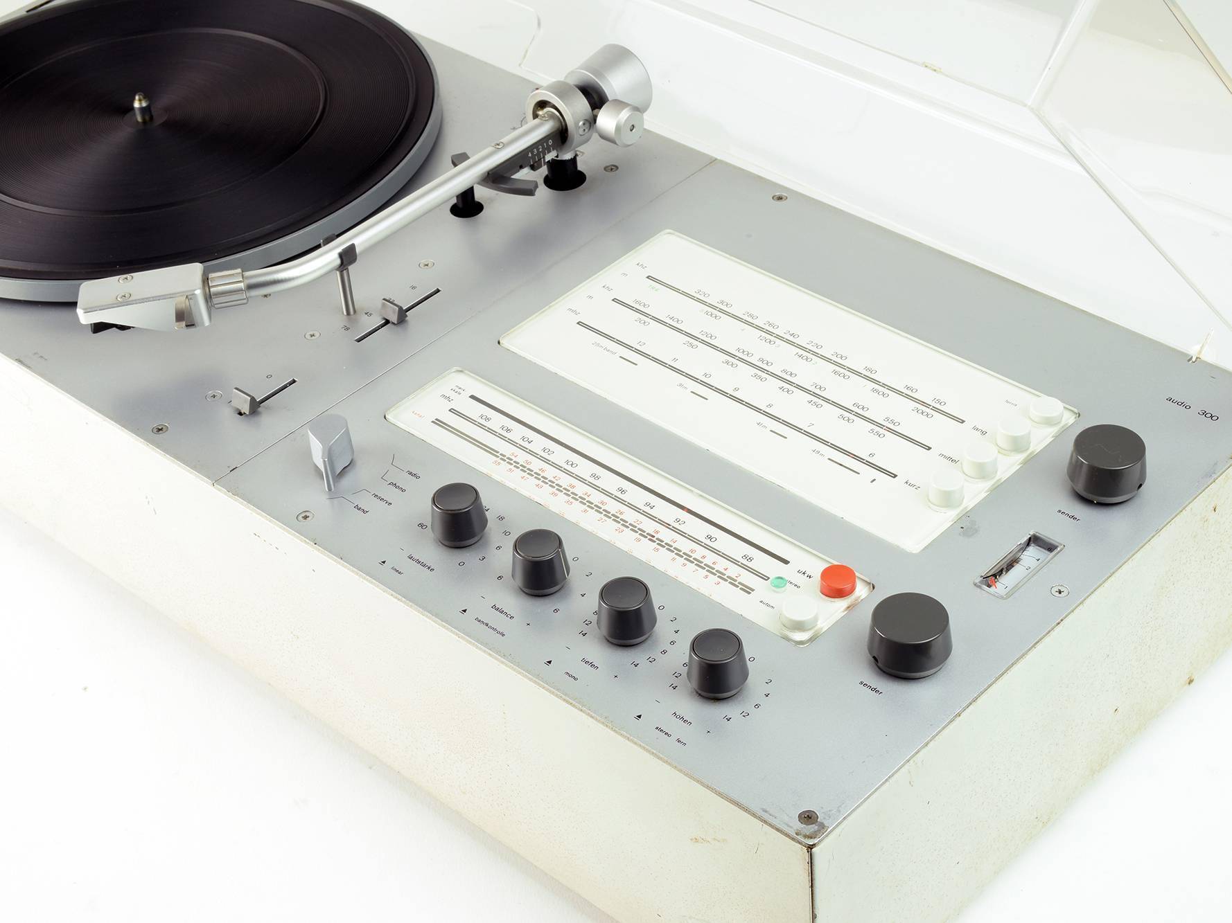 Braun Audio 300