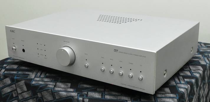 CEC AMP5300