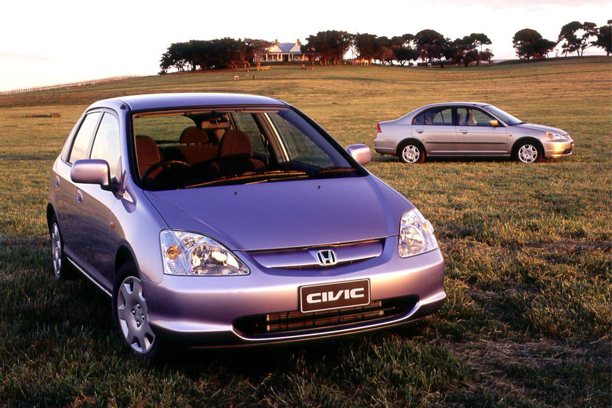Honda civic 2000 года. Honda Civic 2001 хэтчбек. Honda Civic 2000. Honda Civic 2000 Hatchback. Хонда Цивик 2000г хэтчбек.