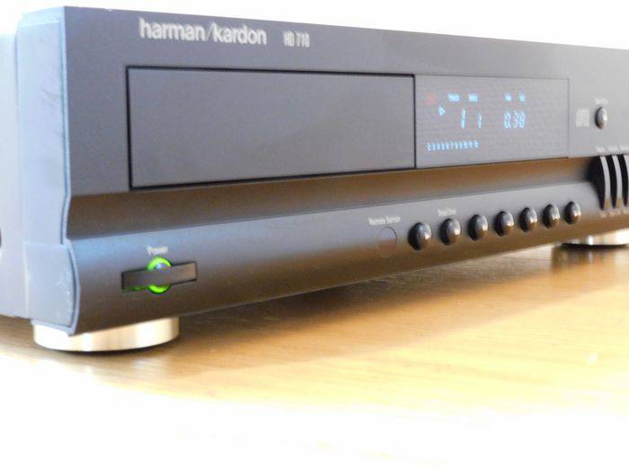 Harman Kardon HD710