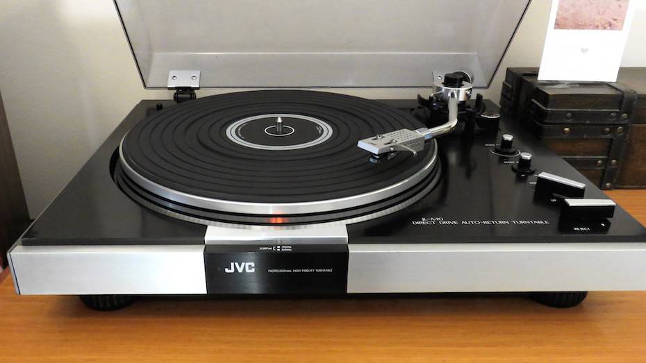 JVC JL-A40