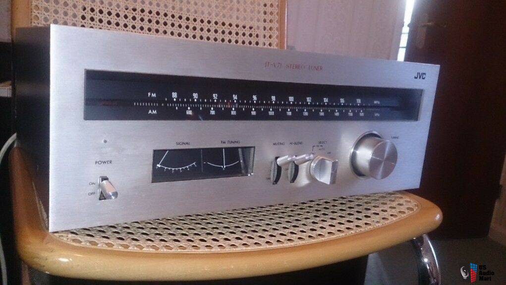8505円 限定タイムセール ビクター JT-V71 AM FM Stereo チューナー 1976