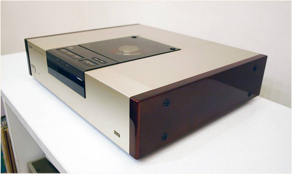 JVC XL-Z900