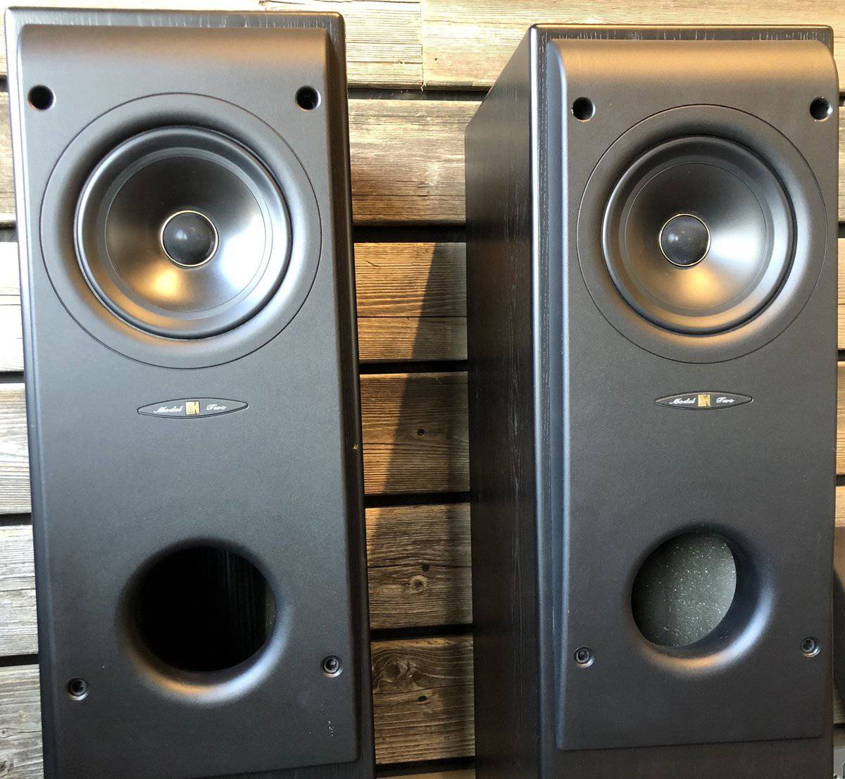 KEF Reference Model Two