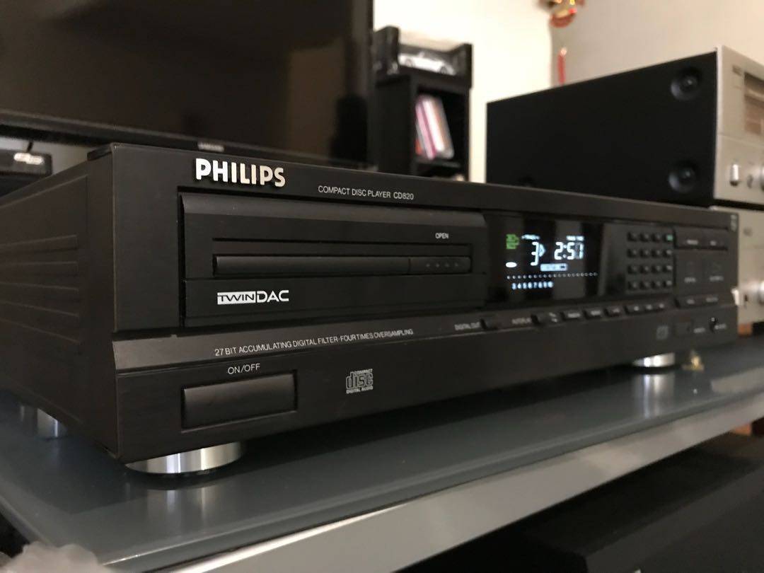 Philips CD820