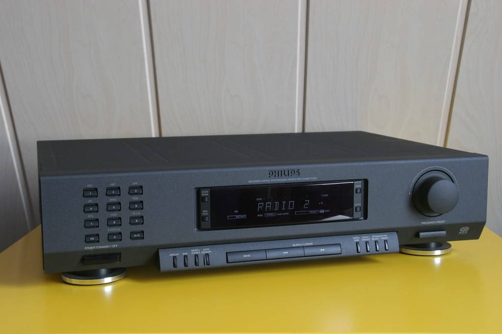 Philips FT930
