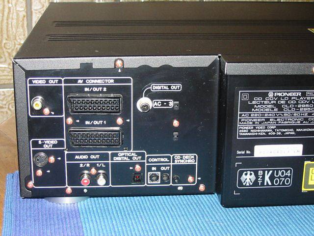 Pioneer CLD-2950