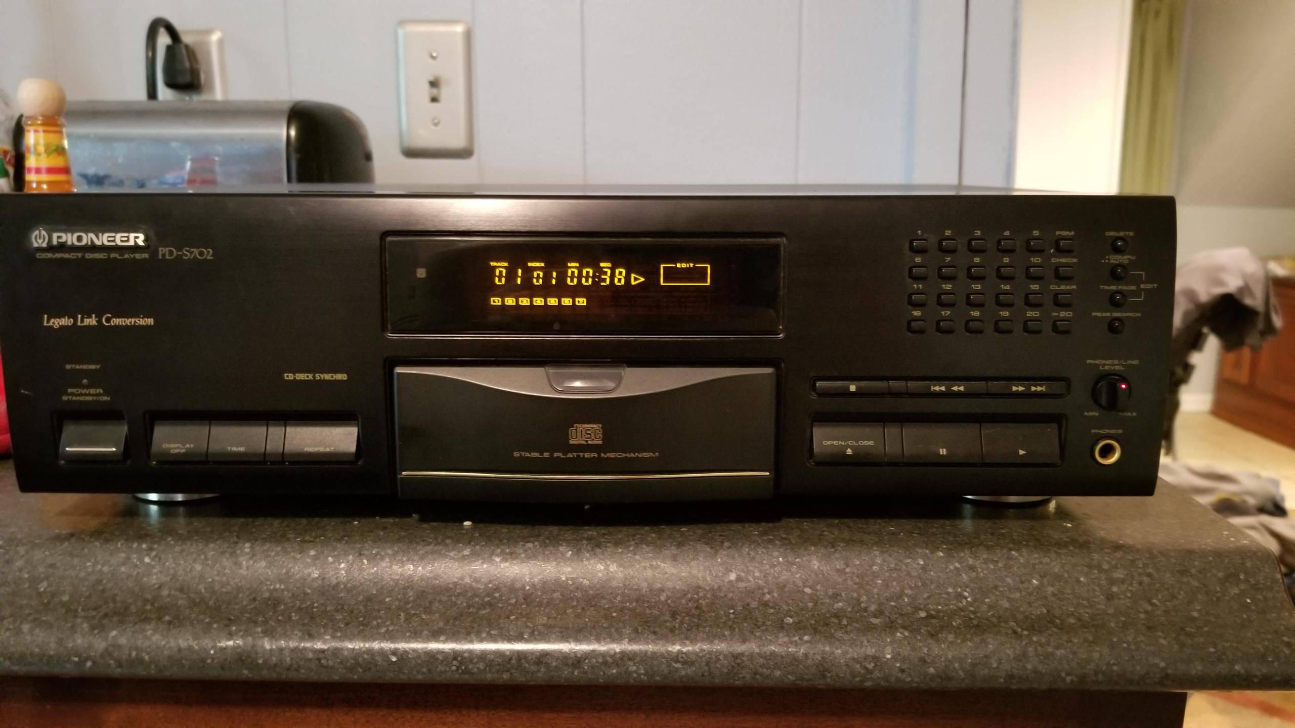 Pioneer PD-S702