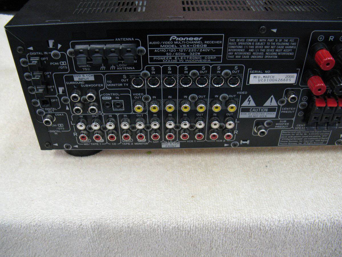 Pioneer VSX-D608