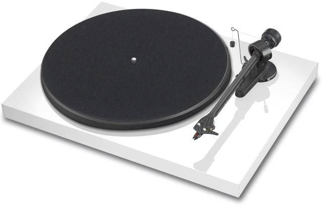 Pro-ject Debut