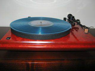Revolver The Turntable Rosewood