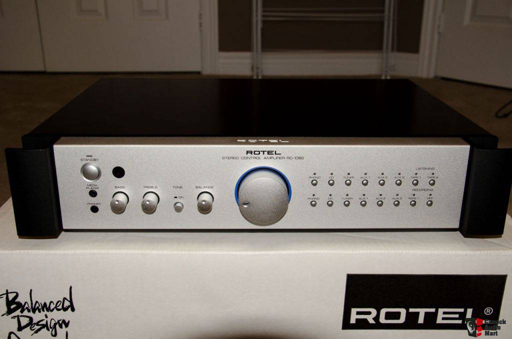 Rotel RC-1082