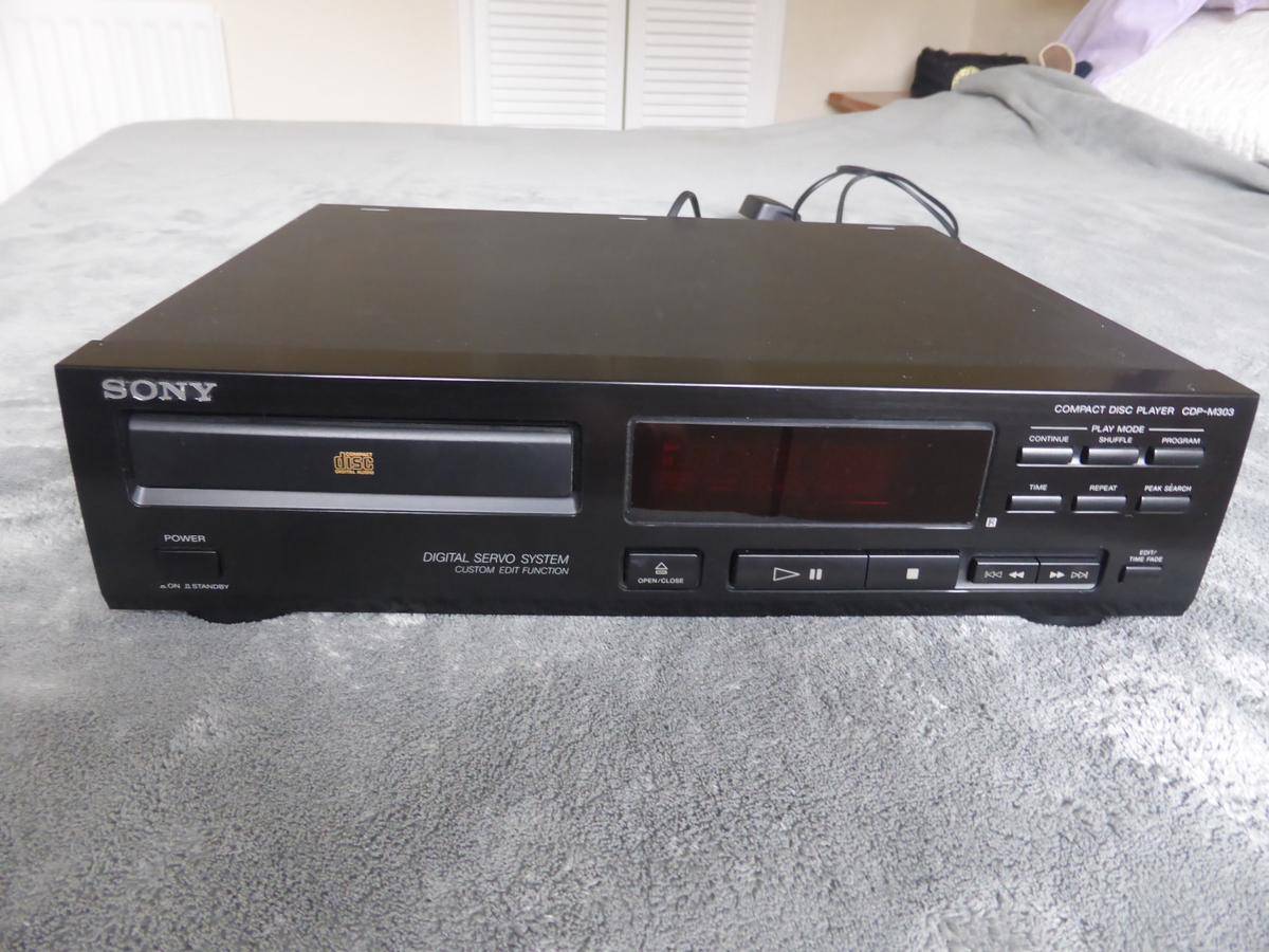 Sony CDP-M303