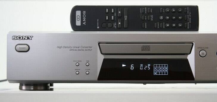 Sony CDP-XE270