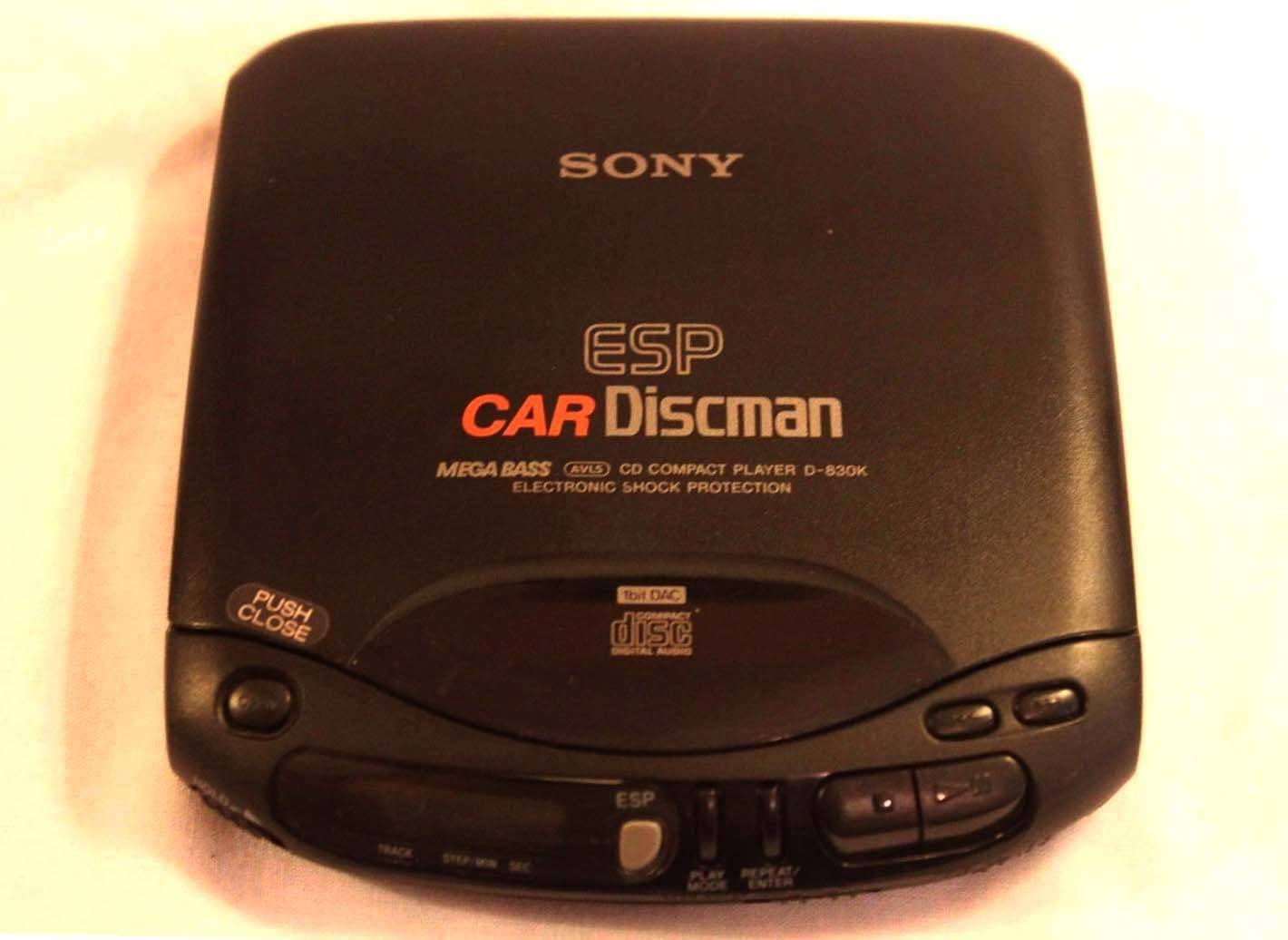 Sony D-830 (K)