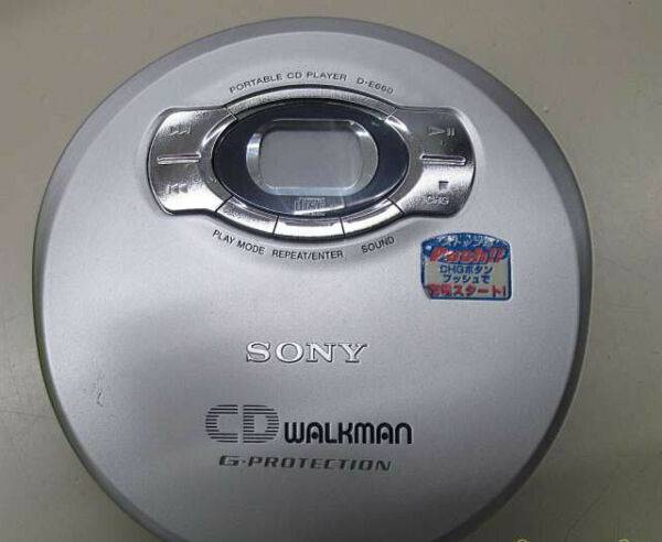 Sony D-E660