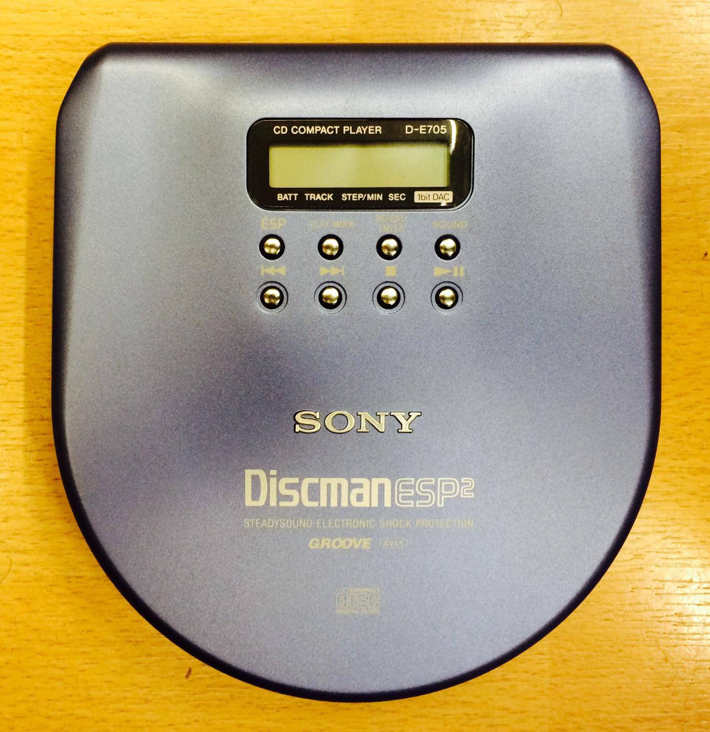 Sony D-E705