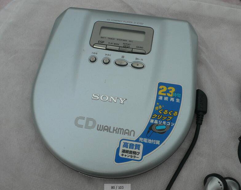 Sony D-E707