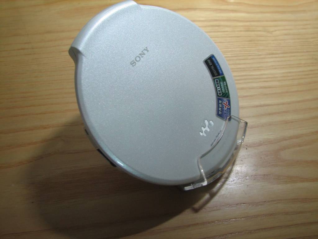 Sony D-NE20