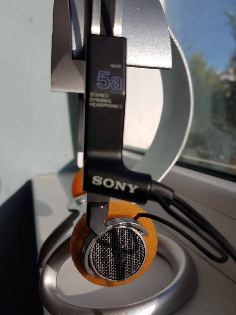 Sony MDR-5A