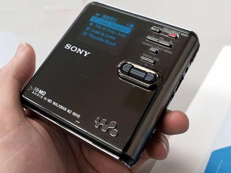 Sony MDS-M100