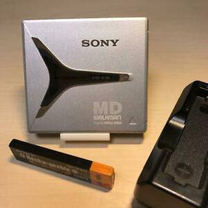 Sony MZ-E90