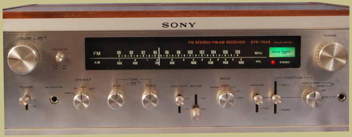 Sony STR-7045