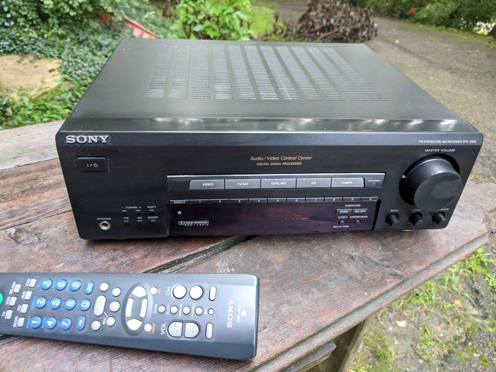 Sony STR-V220