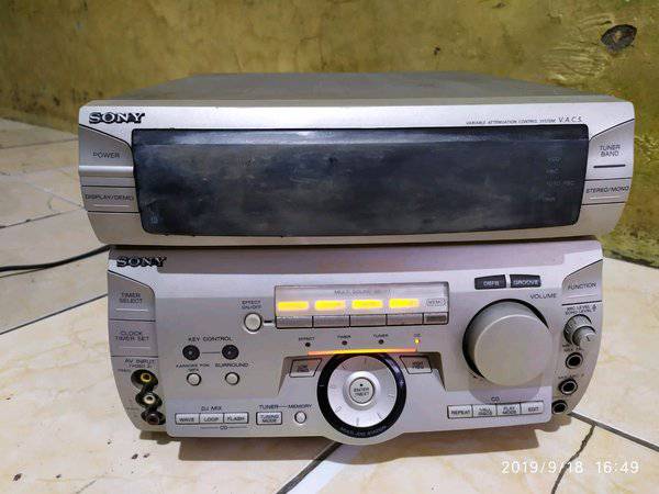 Sony STR-V5500