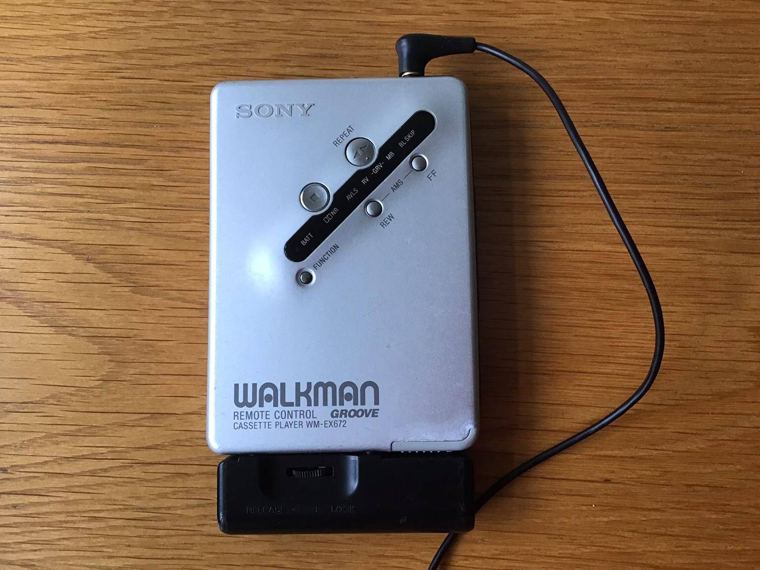 Sony WM-EX672