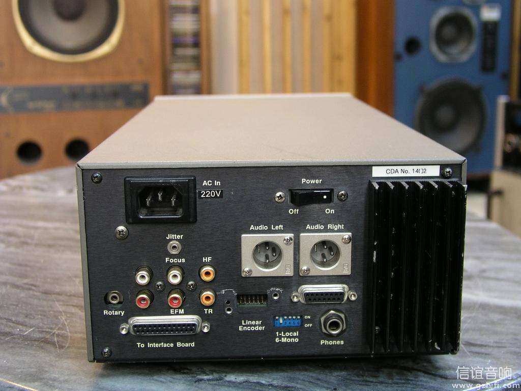 Tascam CD-701