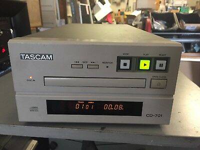 Tascam CD-701