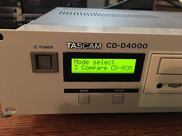 Tascam CD-D4000
