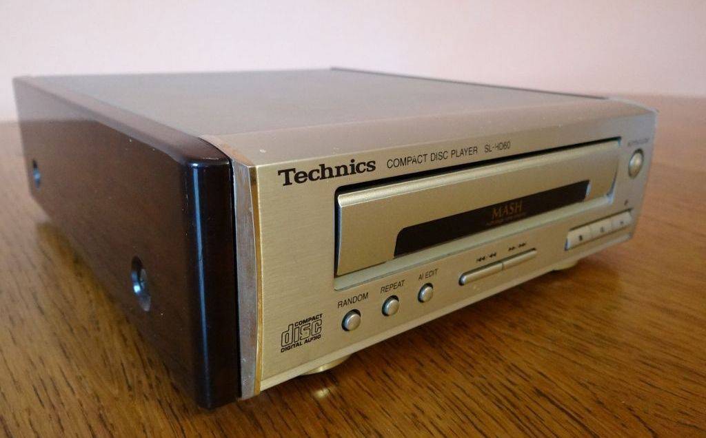 Technics SL-HD60