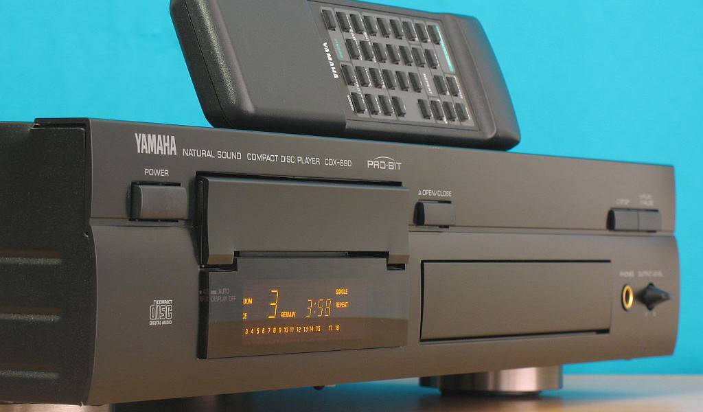 Yamaha CDX-890