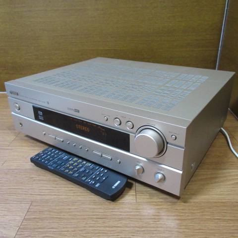 Yamaha DSP-AX530