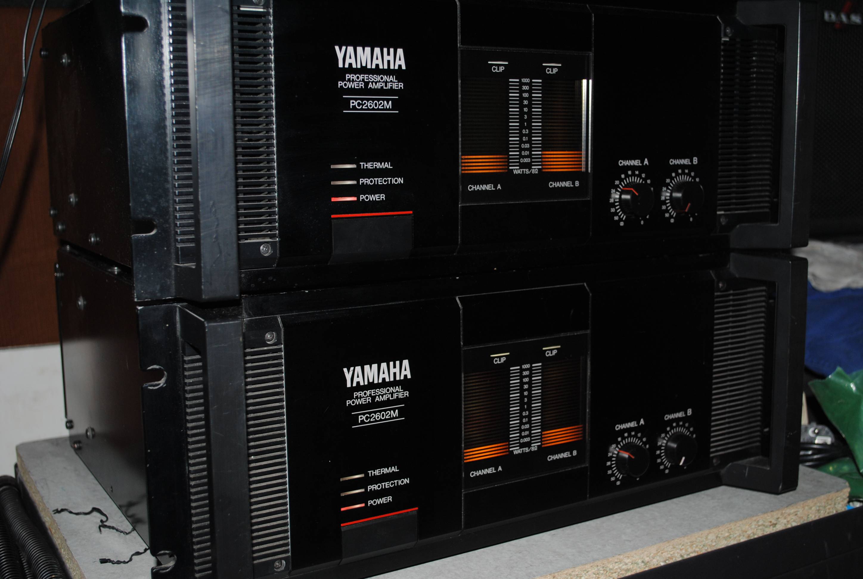 Yamaha PC2602M